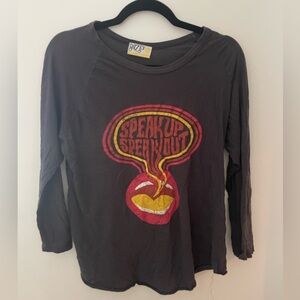 Black 3/4 sleeve graphic tee